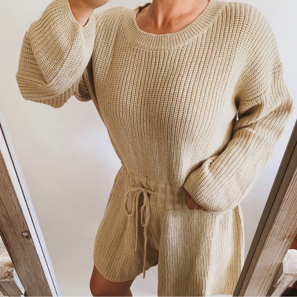 New // RICHIE SWEATER KNIT DRAWSTRING ROMPER - Picture 7 of 8